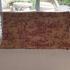 Set of two toile pillow shams, 23.5×39.5